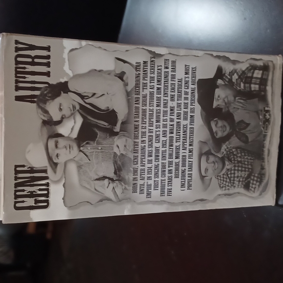 ,GENE AUTRY  THE SINGING  COWBOY 10 VHS VIDEO PACK - Picture 2 of 7
